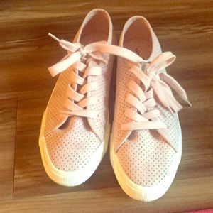 Universal Thread sneakers